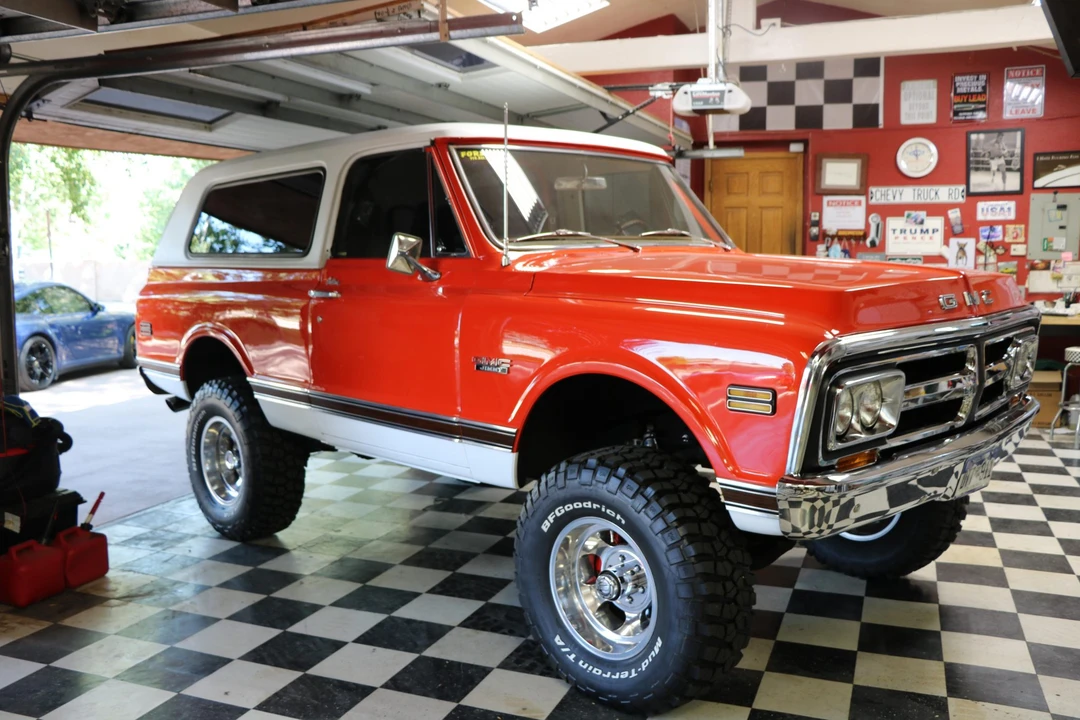 1971 GMC Jimmy 1st Gen - Image 14 of 31