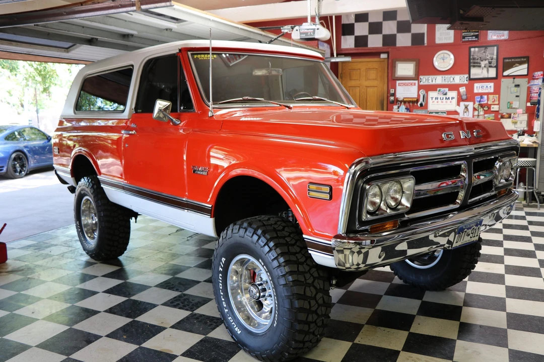 1971 GMC Jimmy 1st Gen - Image 15 of 31