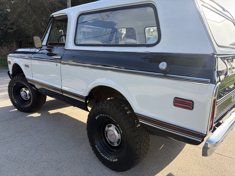 1971 GMC Jimmy 1st Gen - Image 19 of 31
