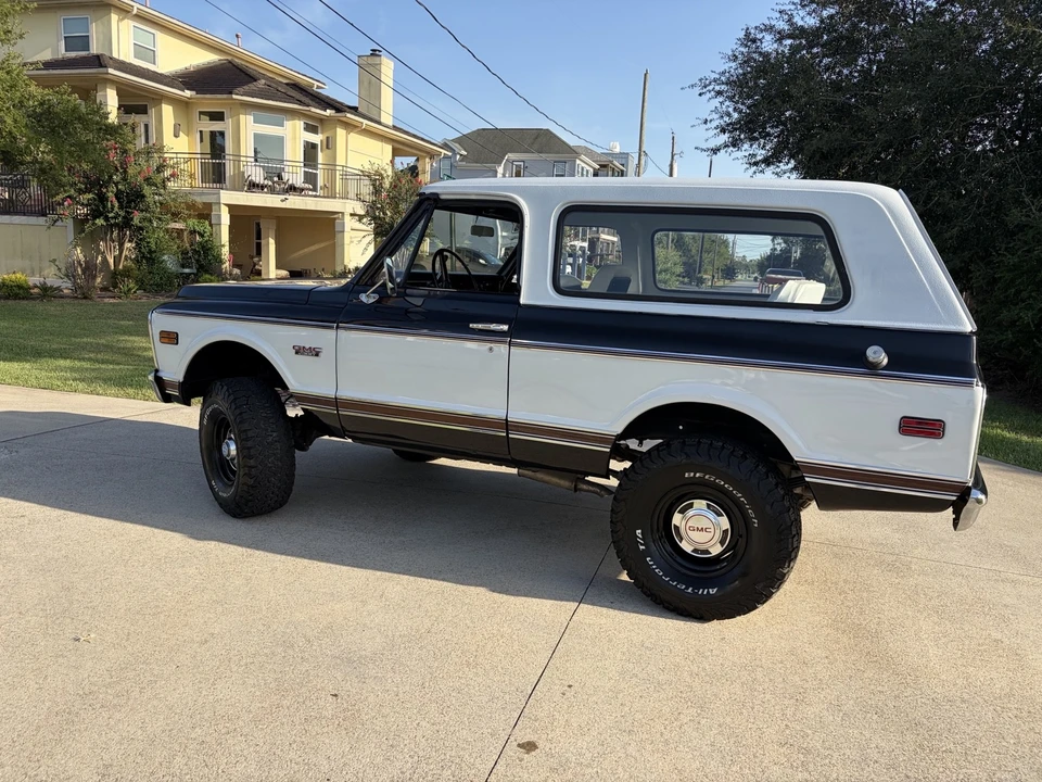 1971 GMC Jimmy 1st Gen - Image 16 of 31