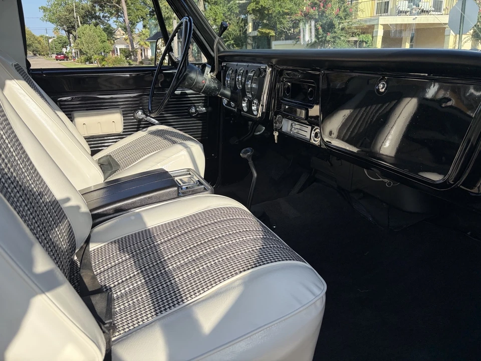 1971 GMC Jimmy 1st Gen - Image 30 of 31