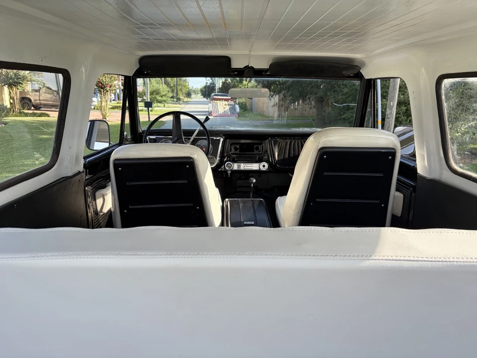 1971 GMC Jimmy 1st Gen - Image 28 of 31