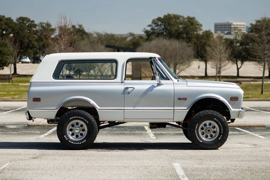 1971 GMC Jimmy 1st Gen - Image 2 of 13
