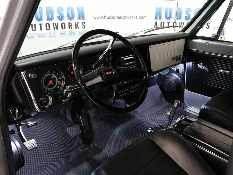 1971 GMC Jimmy 1st Gen - Image 13 of 31