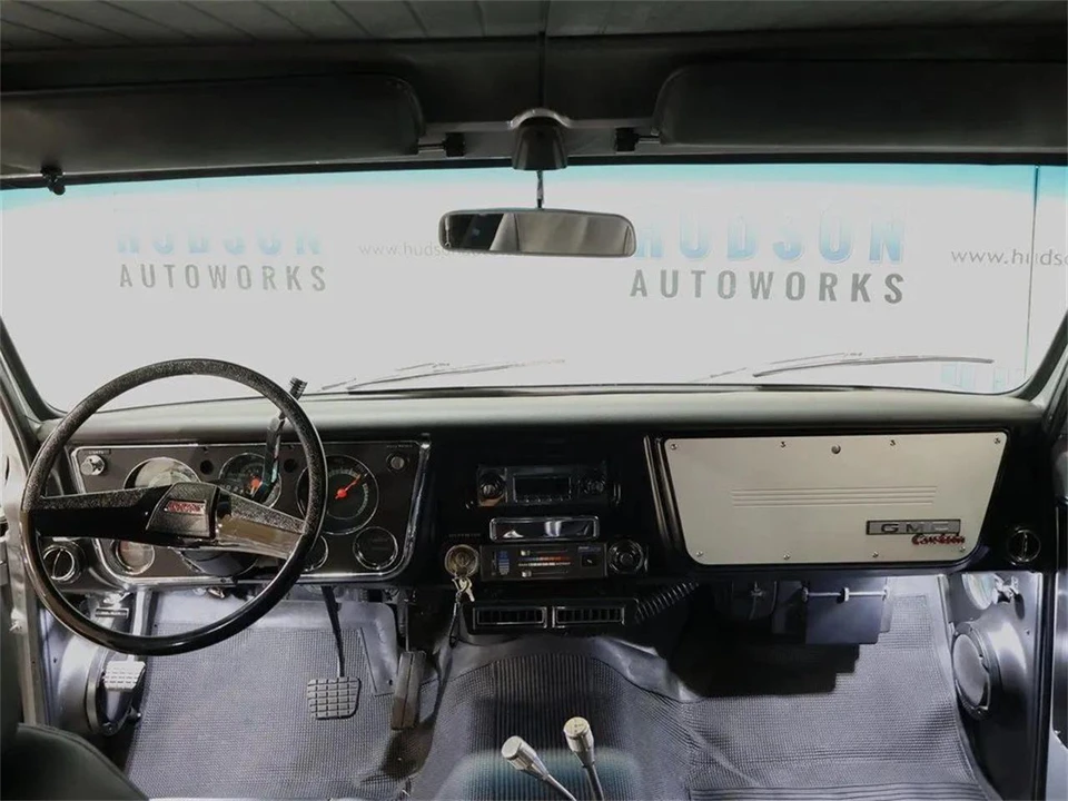 1971 GMC Jimmy 1st Gen - Image 22 of 31