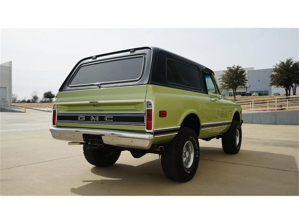1971 GMC Jimmy 1st Gen - Image 15 of 31