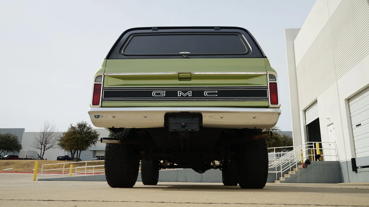 1971 GMC Jimmy 1st Gen - Image 15 of 31