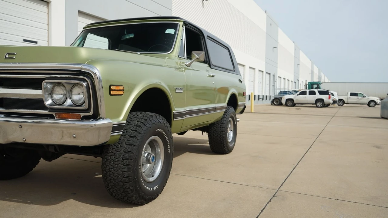 1971 GMC Jimmy 1st Gen - Image 28 of 31