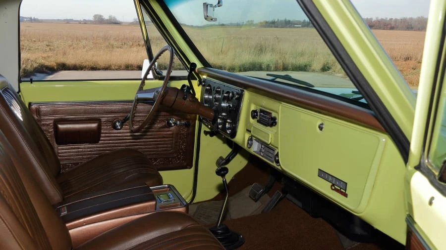 1971 GMC Jimmy 1st Gen - Image 5 of 24