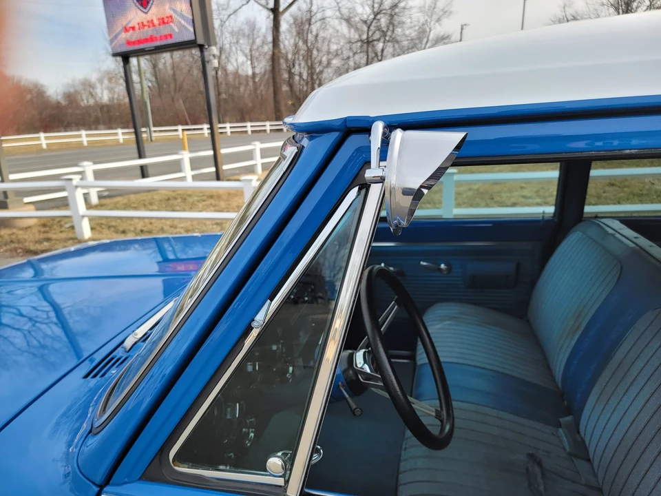 1971 GMC Suburban 6th Gen - Image 27 of 31