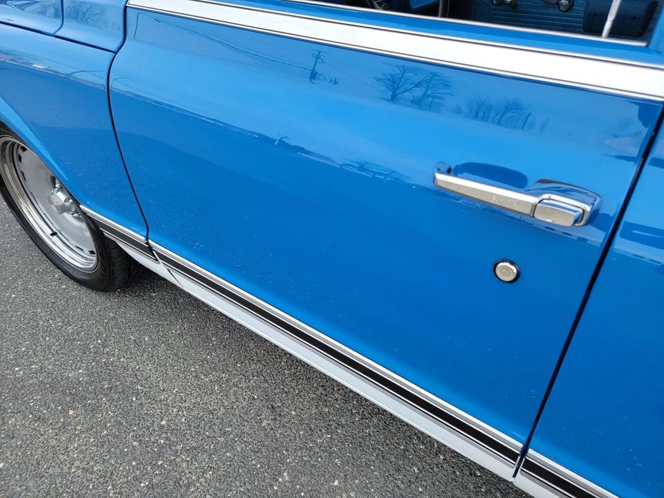 1971 GMC Suburban 6th Gen - Image 14 of 31