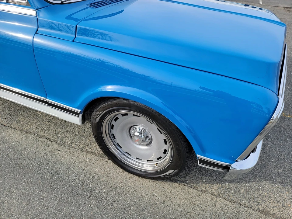 1971 GMC Suburban 6th Gen - Image 12 of 31