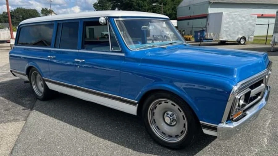 1971 GMC Suburban 6th Gen - Image 4 of 7