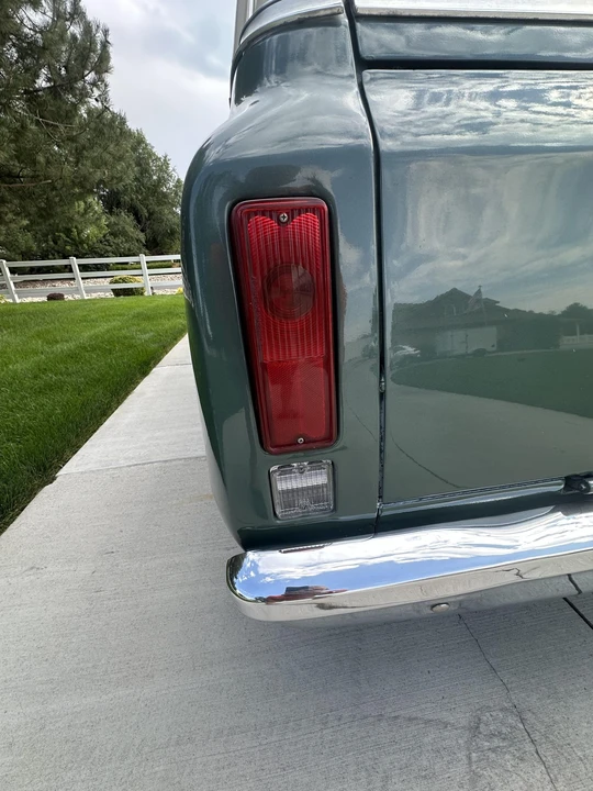 1971 GMC Suburban 6th Gen - Image 29 of 31