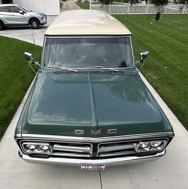 1971 GMC Suburban 6th Gen - Image 26 of 31