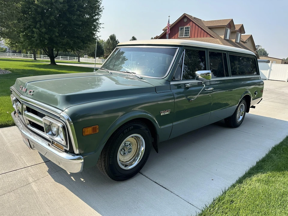 1971 GMC Suburban 6th Gen - Image 2 of 31