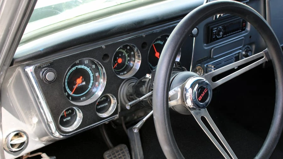 1971 GMC Suburban 6th Gen - Image 3 of 5