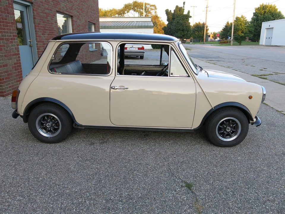 1971 Mini Mini Mark III - Image 5 of 31
