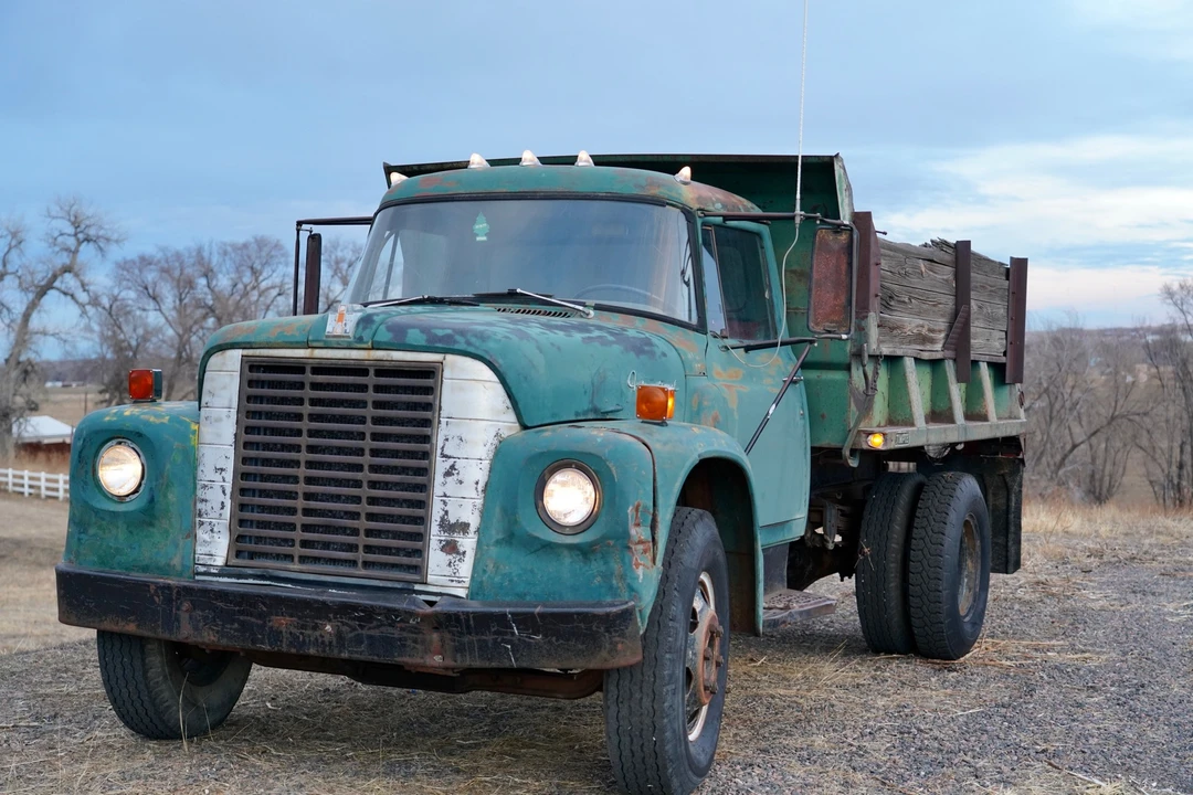 1971 International Harvester Loadstar - Image 3 of 31