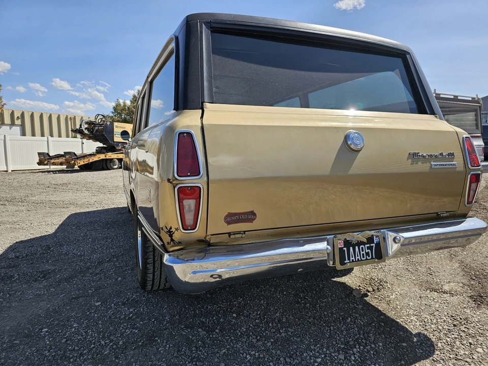 1971 International Harvester Travelall - Image 14 of 31