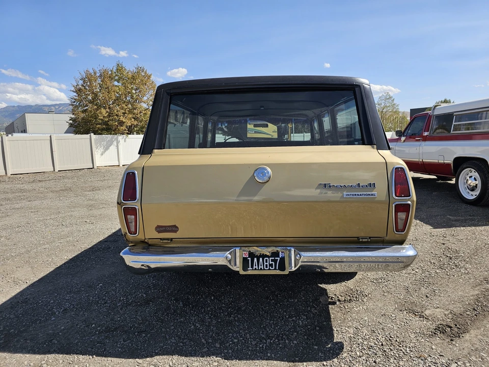 1971 International Harvester Travelall - Image 16 of 31