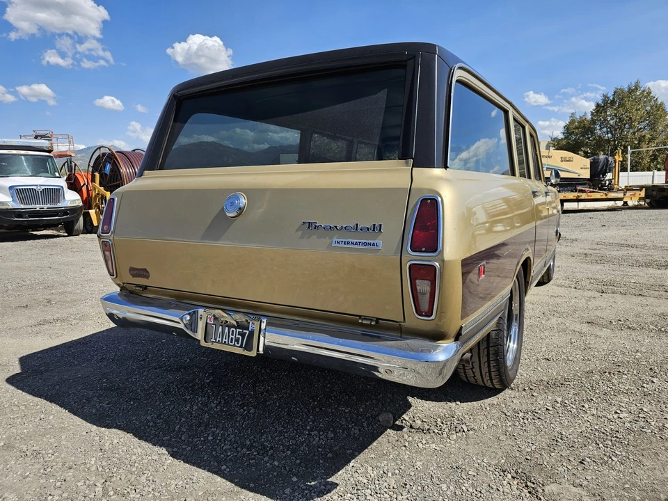 1971 International Harvester Travelall - Image 19 of 31