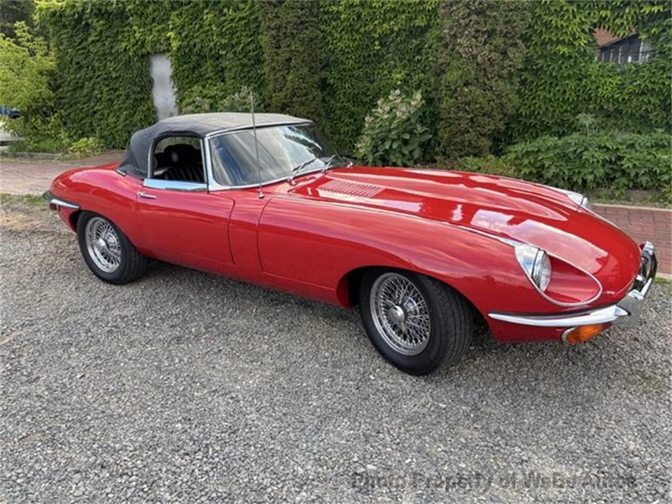 1971 Jaguar E-Type Series 2 - Image 2 of 10