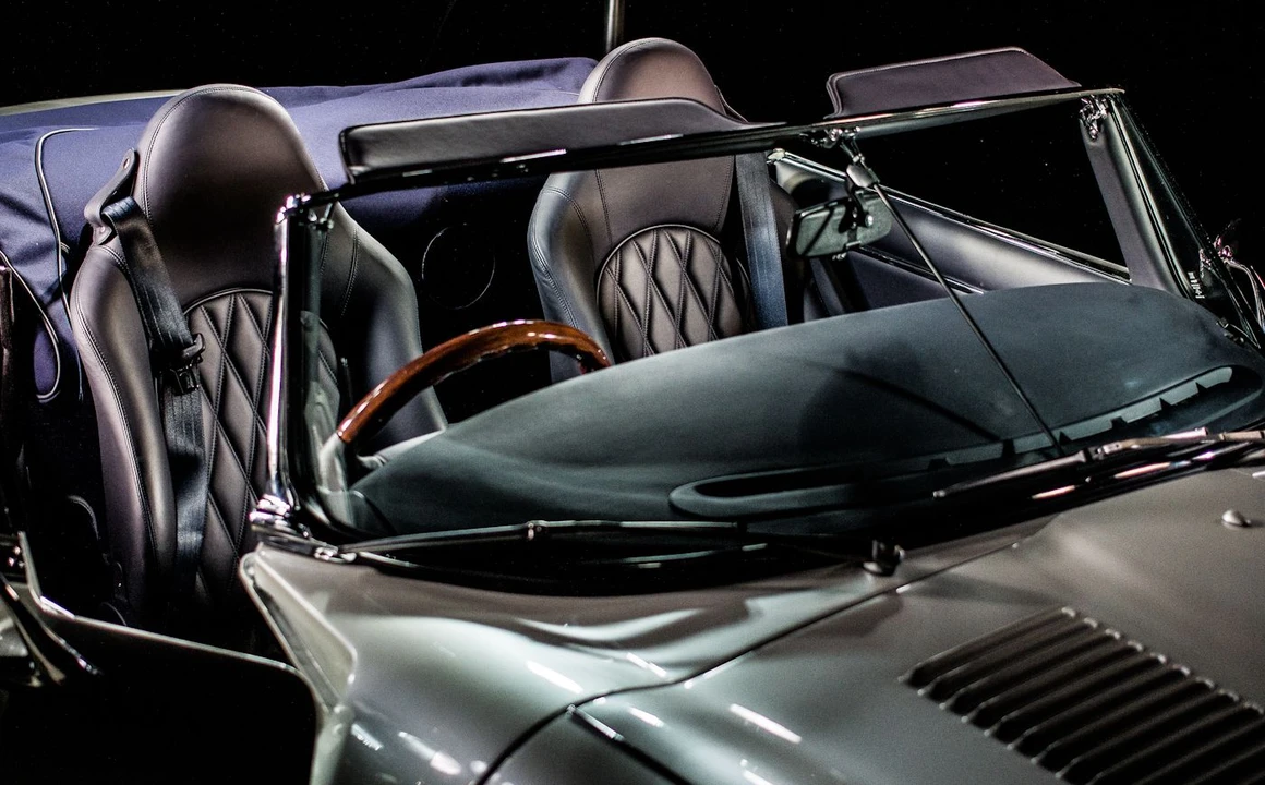 1971 Jaguar E-Type Series 3 V12 - Image 7 of 11