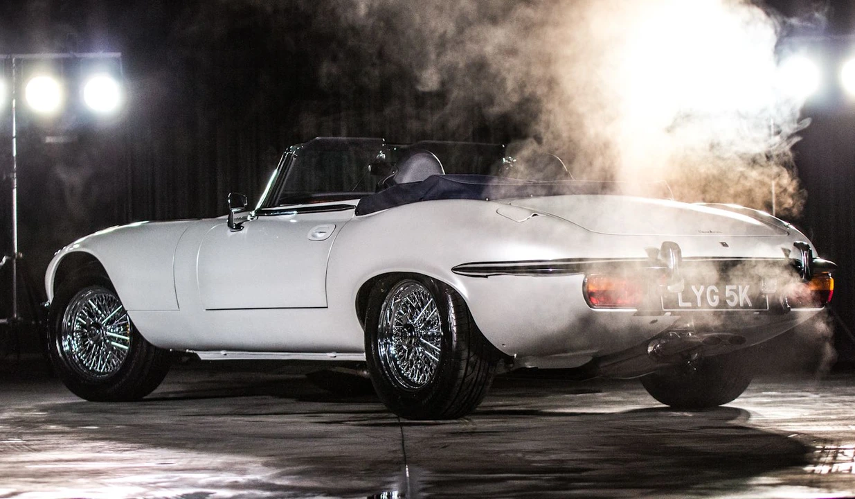 1971 Jaguar E-Type Series 3 V12 - Image 4 of 11
