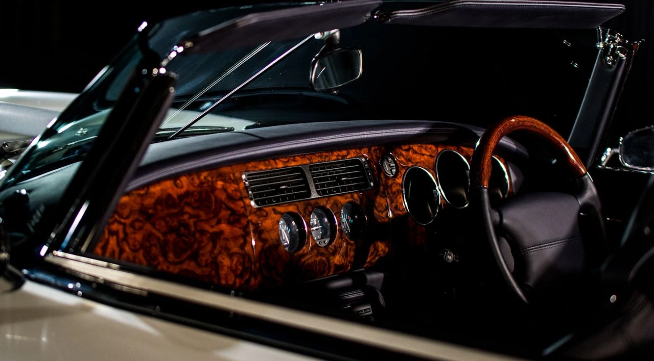 1971 Jaguar E-Type Series 3 V12 - Image 11 of 11