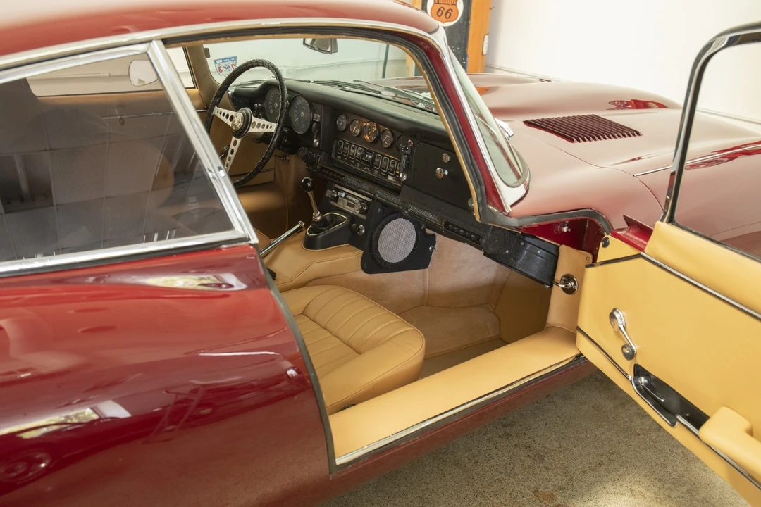 1971 Jaguar E-Type Series 2 - Image 13 of 31