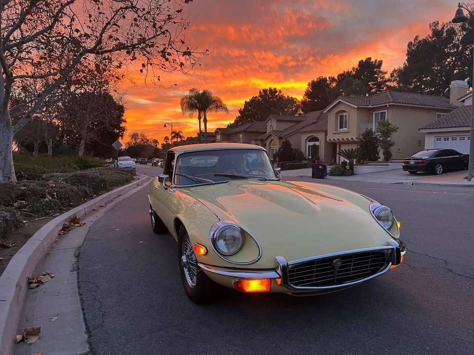 1971 Jaguar E-Type Series 3 V12 - Image 2 of 21