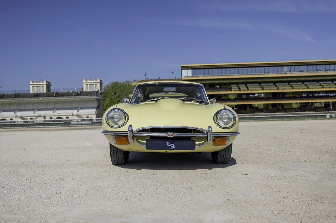 1971 Jaguar E-Type Series 2 - Image 2 of 31