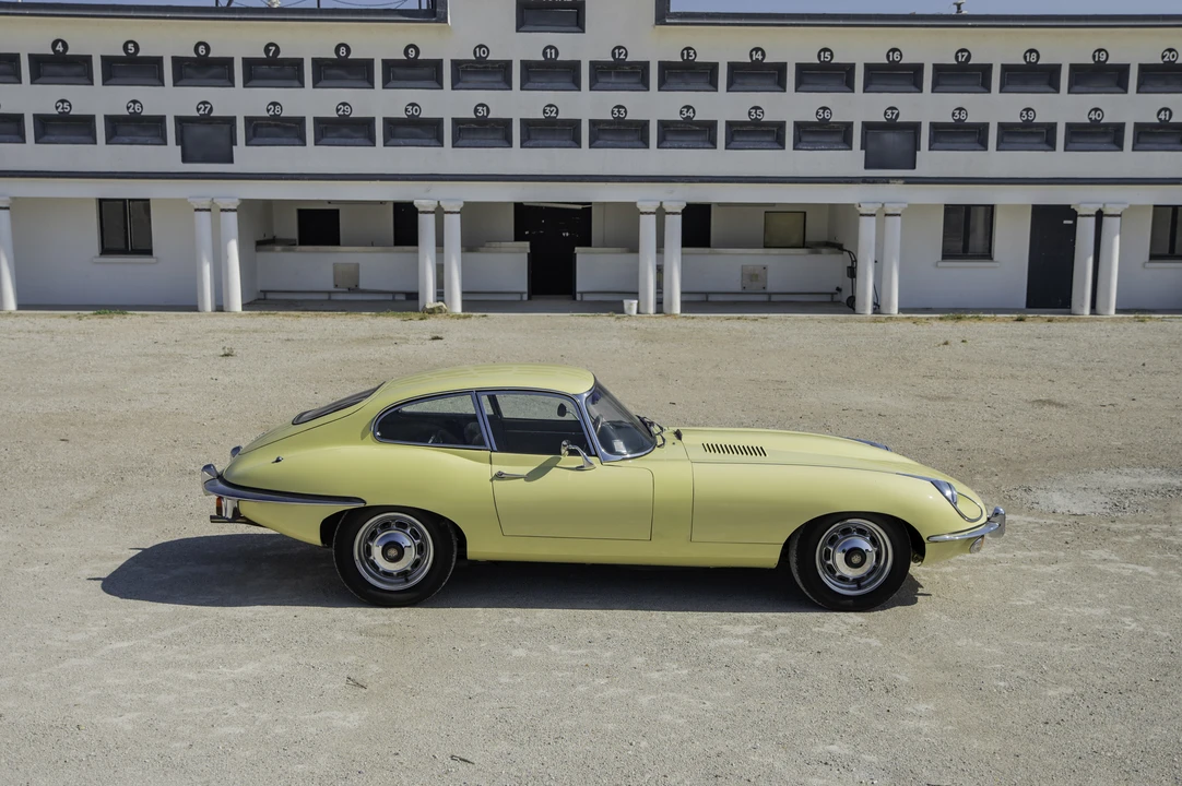 1971 Jaguar E-Type Series 2 - Image 12 of 31