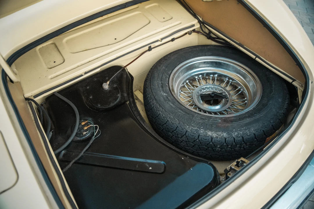1971 Jaguar E-Type Series 2 - Image 7 of 31