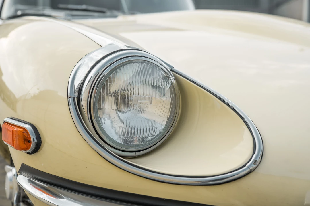1971 Jaguar E-Type Series 2 - Image 28 of 31