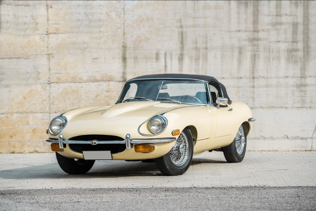 1971 Jaguar E-Type Series 2 - Image 13 of 31