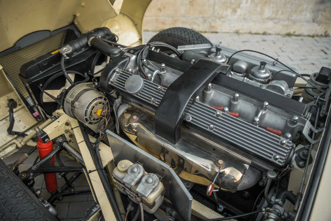 1971 Jaguar E-Type Series 2 - Image 17 of 31