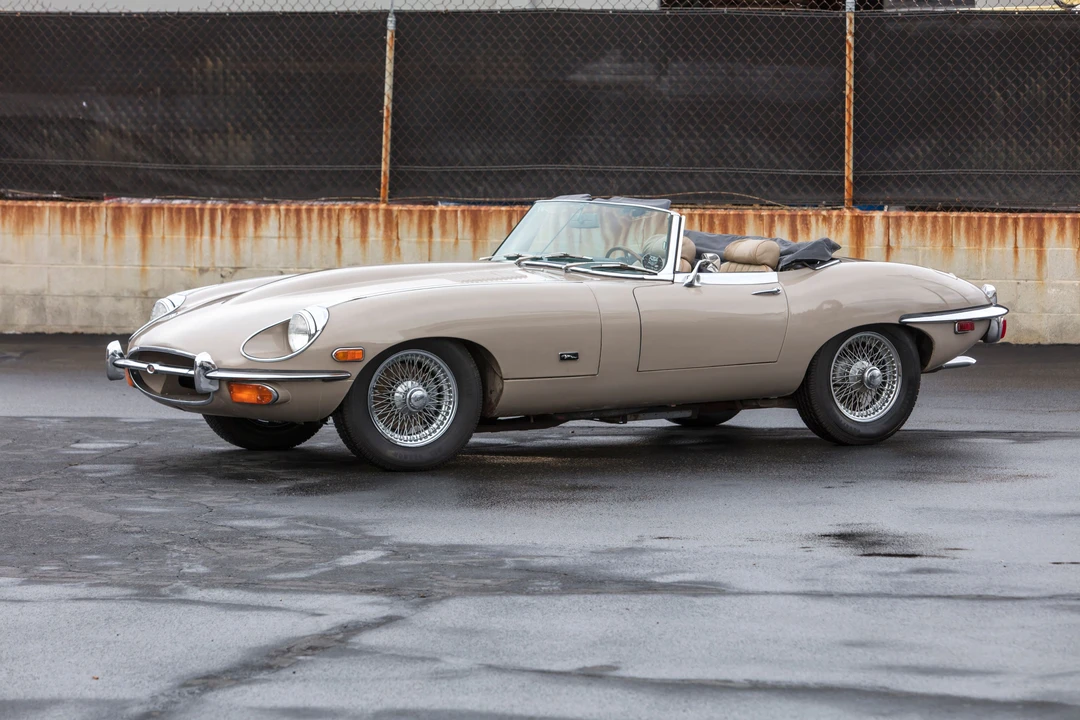 1971 Jaguar E-Type Series 2 - Image 2 of 31