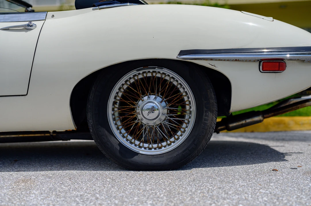 1971 Jaguar E-Type Series 2 - Image 23 of 31