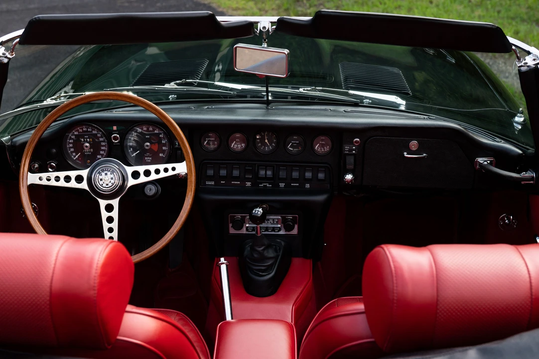 1971 Jaguar E-Type Series 2 - Image 12 of 31