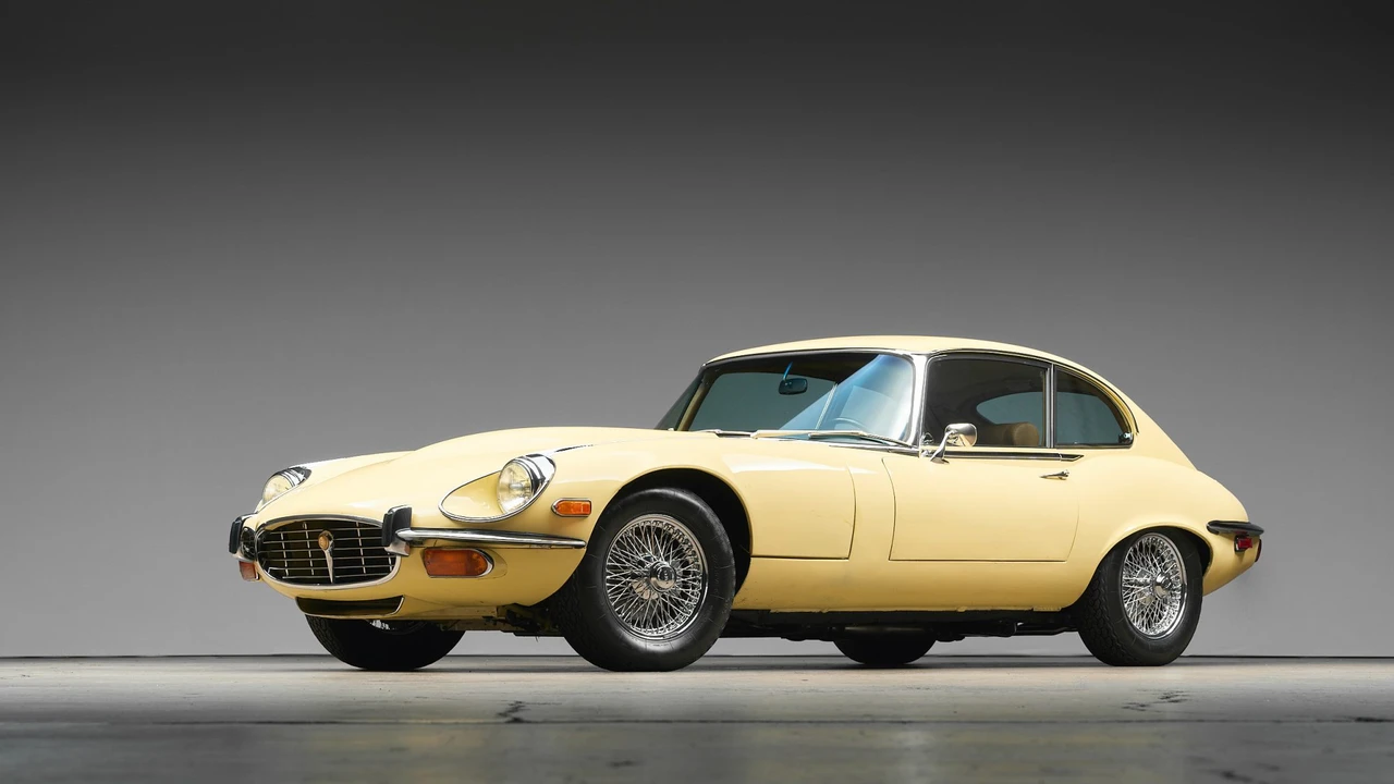 1971 Jaguar E-Type Series 3 V12 2+2 - Image 2 of 31