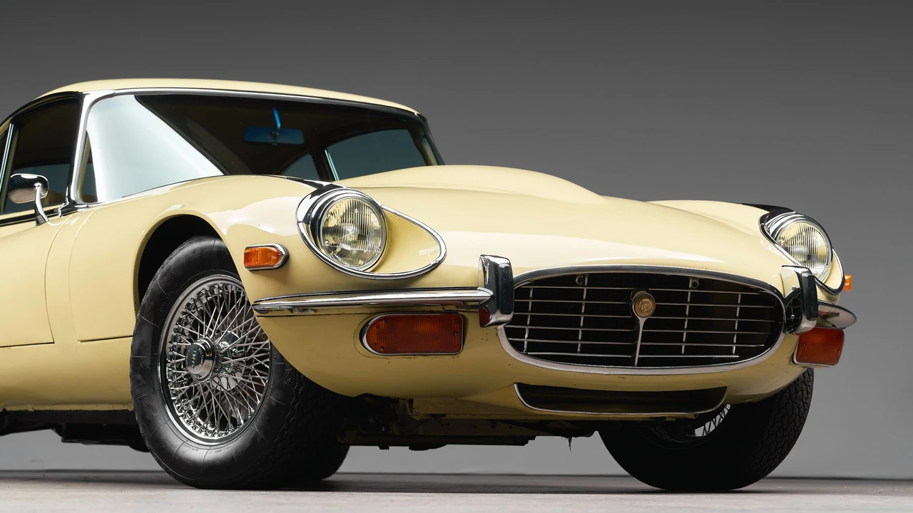 1971 Jaguar E-Type Series 3 V12 2+2 - Image 13 of 31