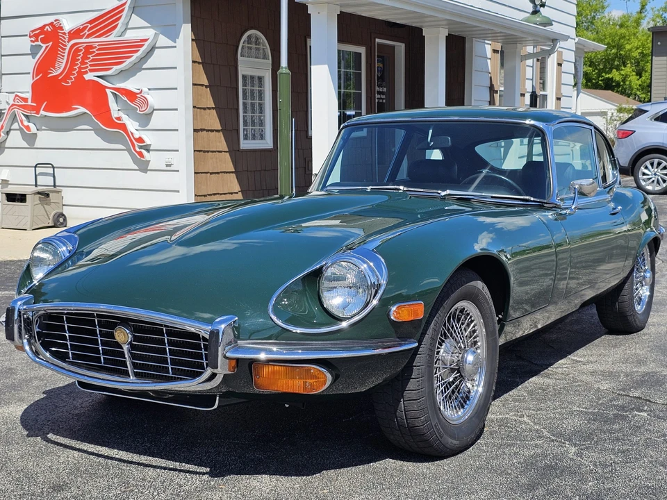 1971 Jaguar E-Type Series 3 V12 2+2 - Image 2 of 31