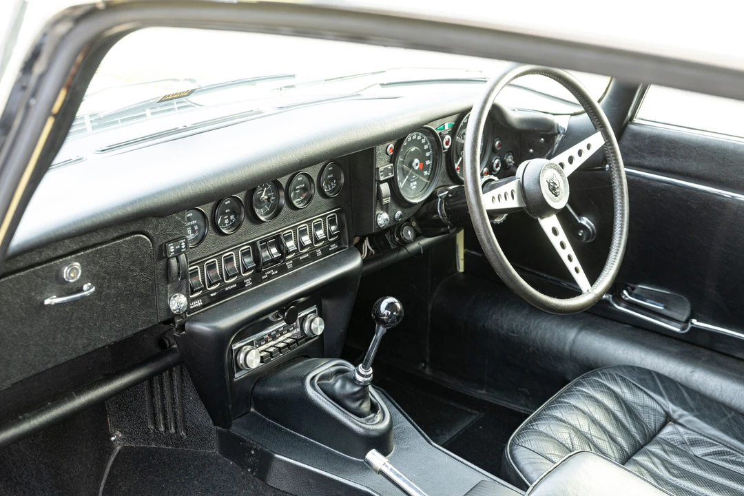 1971 Jaguar E-Type Series 3 V12 2+2 - Image 2 of 24
