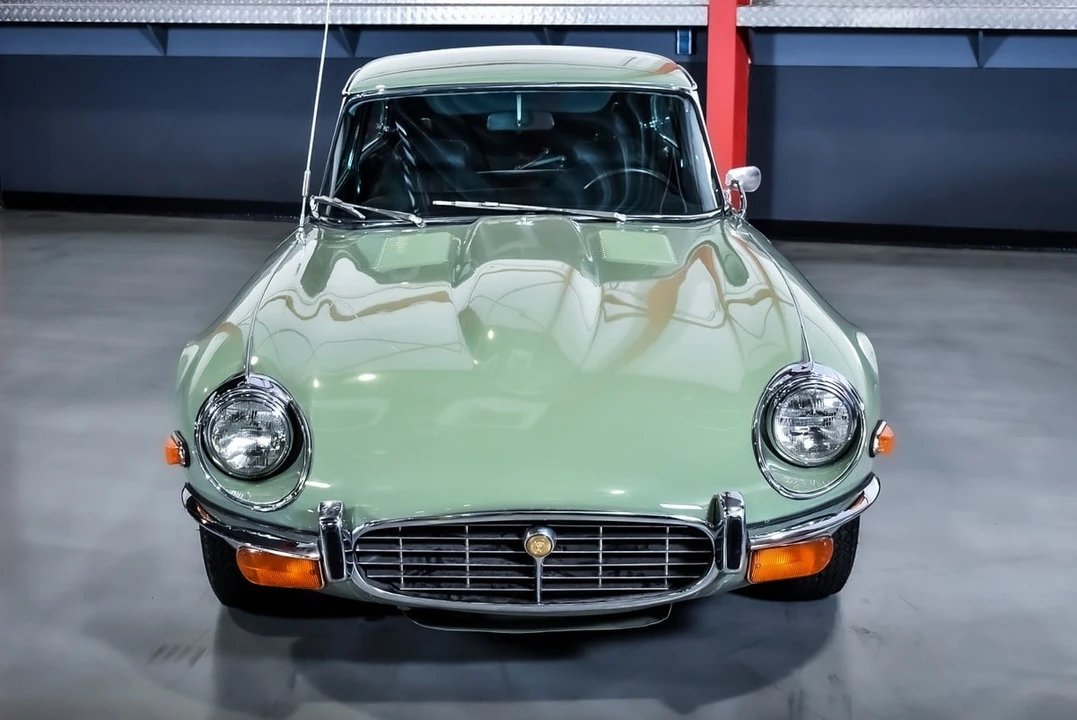 1971 Jaguar E-Type Series 3 V12 2+2 - Image 2 of 30