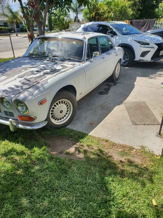 1971 Jaguar XJ Series 1 - Image 2 of 9