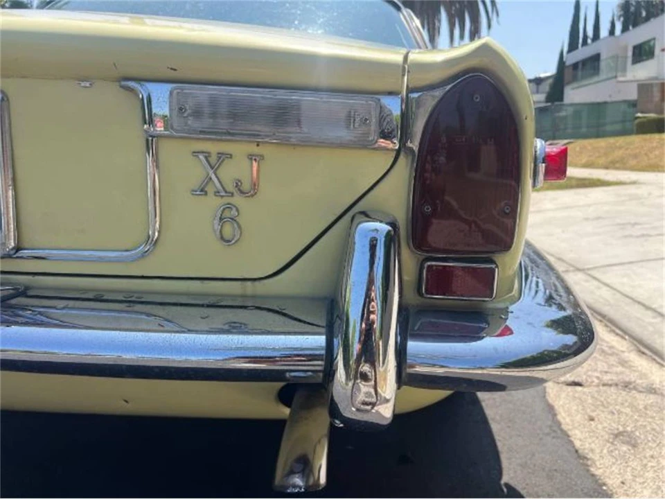 1971 Jaguar XJ Series 1 - Image 19 of 20