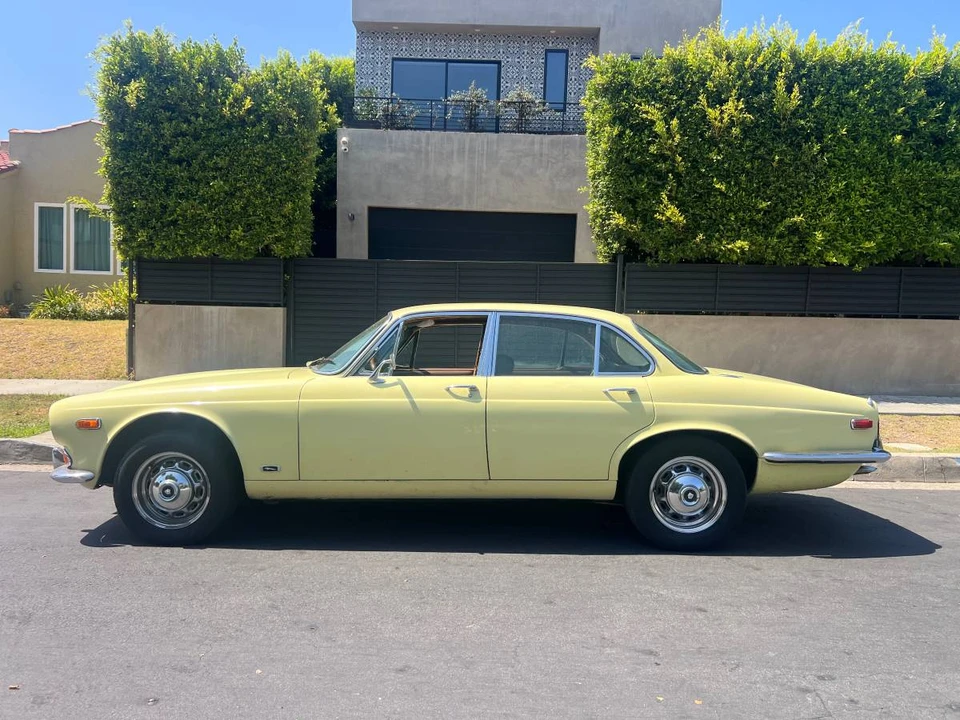 1971 Jaguar XJ Series 1 - Image 6 of 24