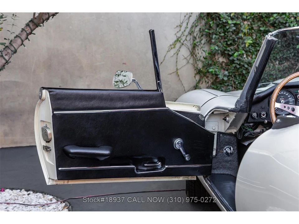 1971 Jaguar E-Type Series 2 - Image 19 of 31
